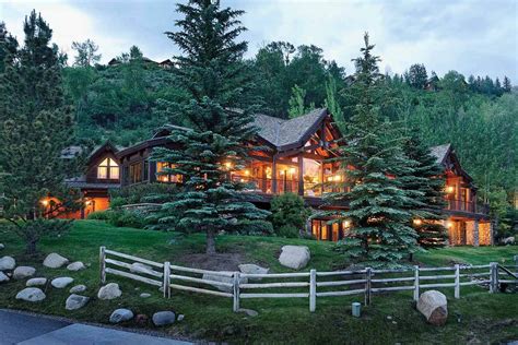 4 Cozy Cabins And Rustic Retreats To Inspire Your Winter