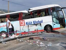 Tur otobüsü kaza yaptı Ölü ve yaralılar var Internet Haber