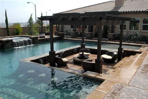 Amazing Pools With Swim Up Bars Digital Trends Pool Houses