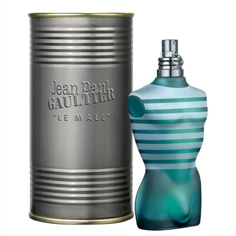 Les notes classiques de lavande, de pamplemousse et de bergamote sont associées à un cœur doux et exotique relevé par une note de. Le Male Jean Paul Gaultier Eau de Toilette Masculino ...