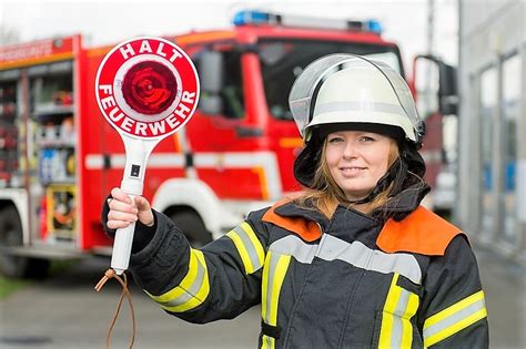 Vor Allem Frauen Schließen Sich Der Freiwilligen Feuerwehr An Rundblick Niedersachsen