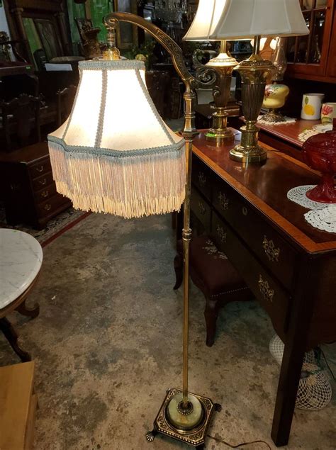 Beautiful Antique Brass Floor Lamp Heavy W Marble Base Elegant