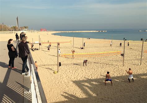Book beach volleyball in barcelona! Running Routes: Barcelona Beach Running Route
