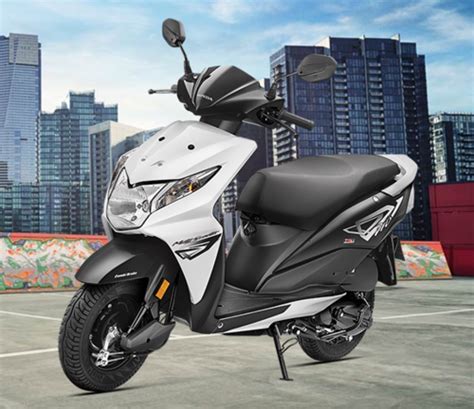 The honda dio 110 is a single cylinder, four stroke scooter. Dio Scooty New Model 2019 Price In India - Roblox Music ...