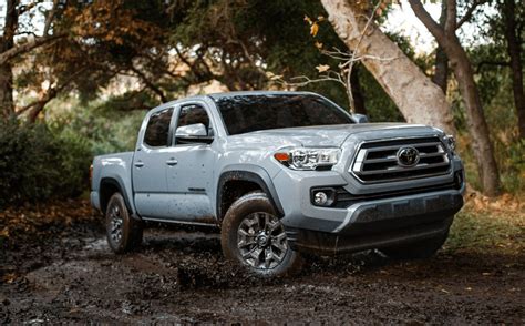 2022 Toyota Tacoma Hybrid Provides Over 30 Mpg Combined New Best