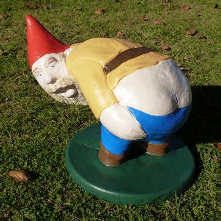 Garden Mooning Gnome Yard Lawn Statue Outdoor Sculpture Funny Decor New