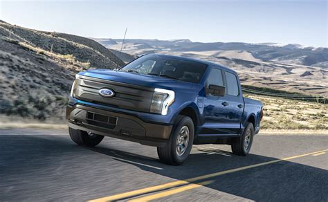 Video Meet The 2022 Ford F 150 Lightning Pro The Most Affordable Ev