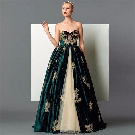 Retro Emerald Green Ball Gown Long Evening Dresses 2017 Appliques Crystal Sweetheart Formal