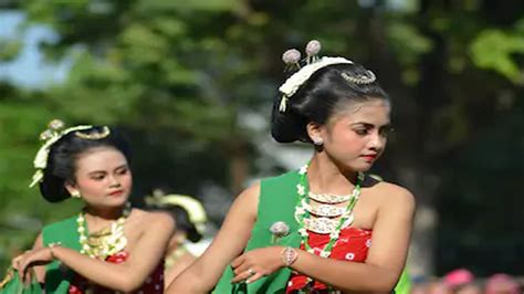 √ Tari Gambyong Tarian Ritual Khas Berasal Dari Jawa Tengah