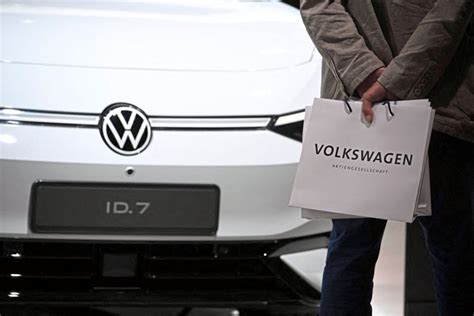 Volkswagen Konzern Baut Kernmarke Vw Um Automobil Derstandardat