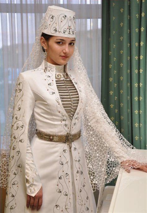 Circassian Wedding Dress Pakaian Tradisional Wanita Gaun