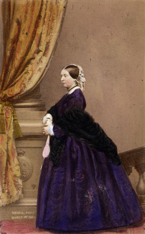 Rainha Vitória a intensa trajetória da mulher por trás do Império