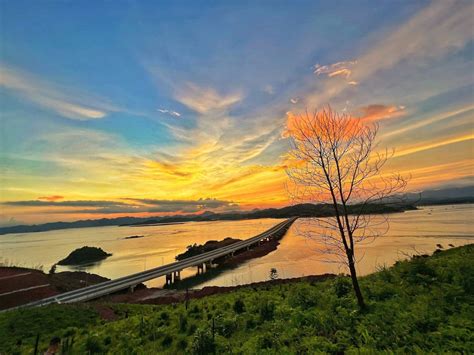 Top 10 must-visit tourist destinations when coming to Mong Cai City