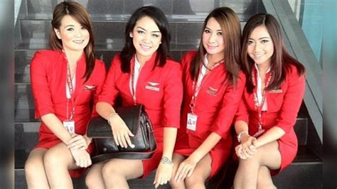Baju Pramugari Air Asia Astonishingceiyrs