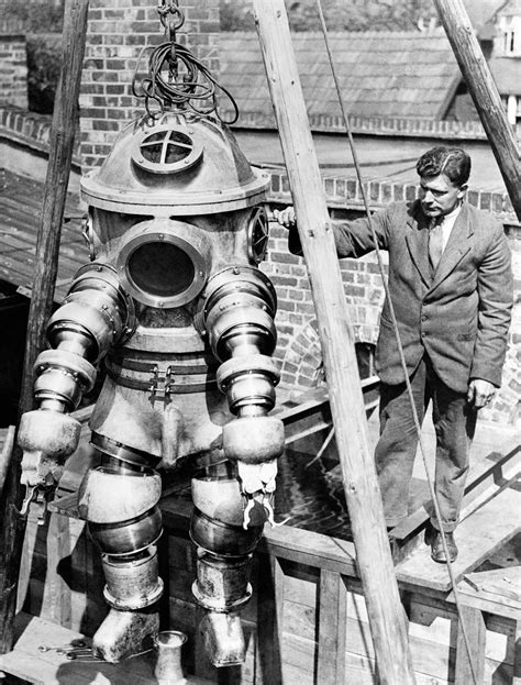 The Early Diving Suits Through Rare Photographs 1900 1935 Rare