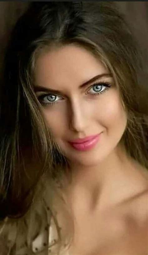 Pin By Alessandro Sanna On Belle Donne Beautiful Girl Face Beautiful
