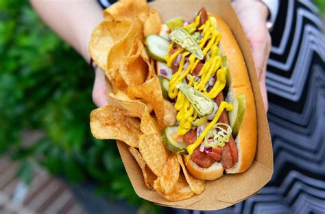 New Hot Diggity Dogs Food Truck To Open At Disney Springs March 12