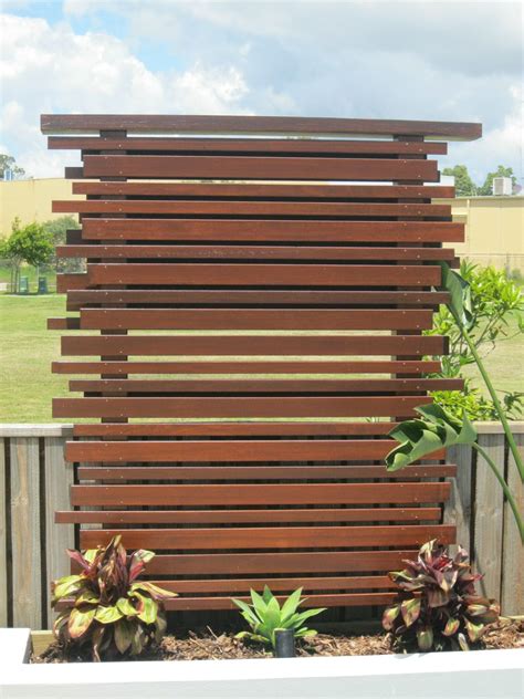 Bamboo is the hardiest & most long lasting garden screen. Garden Screening Ideas For Creating A Garden Privacy ...