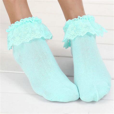 Asoidchi 3 Pairs Vintage Lace Ruffle Frilly Ankle Socks Ladies Princess Girl Lace Ankle Socks