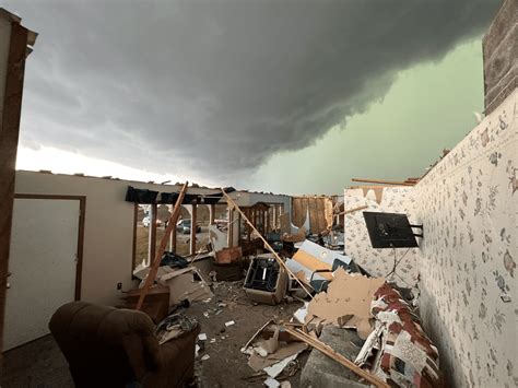 Death Toll Rises To 32 After Deadly Tornadoes Rip Through Us South