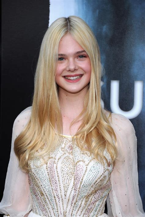 Elle Fanning American Actress Mary Elle Fanning