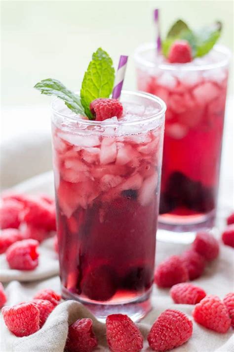 The Refreshingly Delicious Red Wine Spritzers Theauldshillelagh