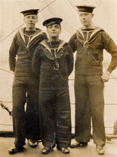 Wwi Unnamed British Sailors Hms Cardiff Ww1photos Org Ww1photos