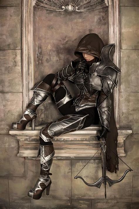 Female Assassin Rogue Costume Cosplay LARP Armor Clothes Clothing