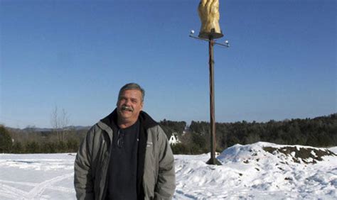 Vermont Man Builds Middle Finger Statue To Get Back At Small Government