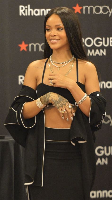 Pin By Jaz On Rihanna Inspo In Fashion Backless Dress Women