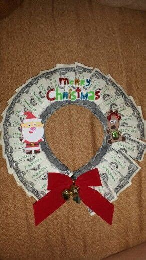 Money Wreath Diy Christmas Ts For Friends Easy Diy Christmas