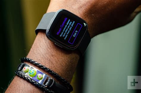 The shift to an amoled display is great to see, fitbit pay is now. Fitbit Versa 2 vs. Fitbit Versa | Digital Trends