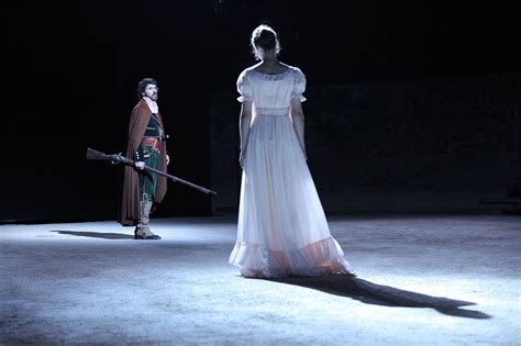 Hernani is a drama in rhyming alexandrines by the french romantic author victor hugo. Hernani : Passions et vengeances ennoblies par Nicolas ...