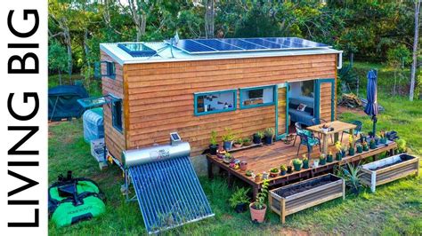 Amazing Off The Grid Tiny House Has Absolutely Everything Revisited