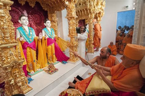 Mandir Mahotsav Baps Shri Swaminarayan Mandir Robbinsville Nj Usa