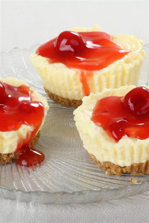 The Most Satisfying Cheesecake Cupcakes With Vanilla Wafers How To Make Perfect Recipes