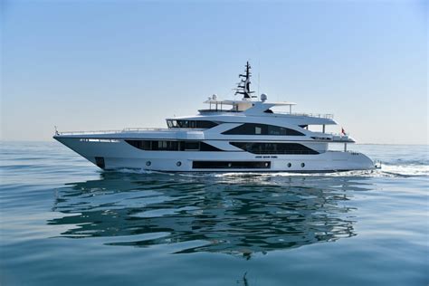 Gulf Craft Launches The Majesty 140 Superyacht Drivemag Boats