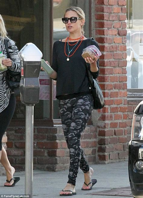 Kate Hudson Shows Off Her Slim Physique In Camouflage Leggings Daily