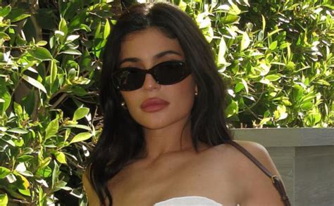Kylie Jenner Shows Off Tummy In A Tiny Top Ahead Of Her 26th Birthday