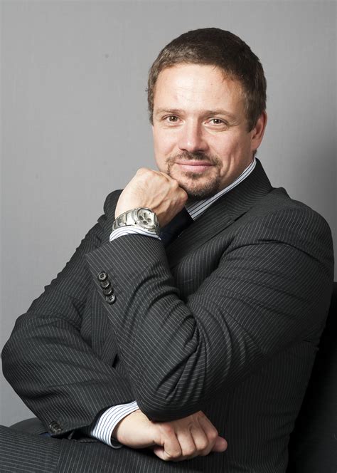 Małgorzata i rafał trzaskowski przyznali, że przeszli przez wstrząsającą tragedię. Kim jest Rafał Trzaskowski? szef sztabu PO, wybory do ...