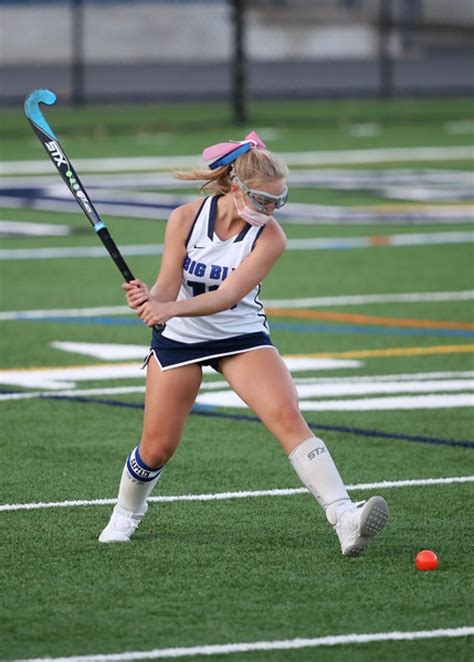 Swampscott Field Hockey Shuts Out Beverly To Open Season Itemlive
