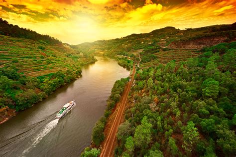 Valley Of The Douro From Porto To Spain Portugal Tours Mercury Holidays