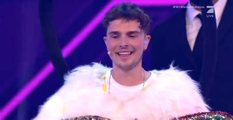 We did not find results for: „The Masked Singer"-Finale: Alle Masken sind gefallen und ...