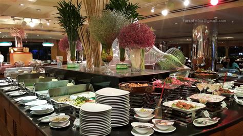 Suvarnabhumi airport is 8.7 miles from. บุฟเฟต์ ปู Alaska / King Crab และอาหารนานาชาติ แบบไม่จำกัดเวลา ณ Coffee Shop, The Emerald Hotel ...