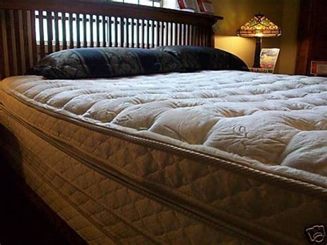 You'll notice that the most significant differences between all of the sleep number beds are their mattress thickness and foam covering. KING ADJUSTABLE SLEEP AIR BED MATTRESS 50 NUMBER REMOTE ...