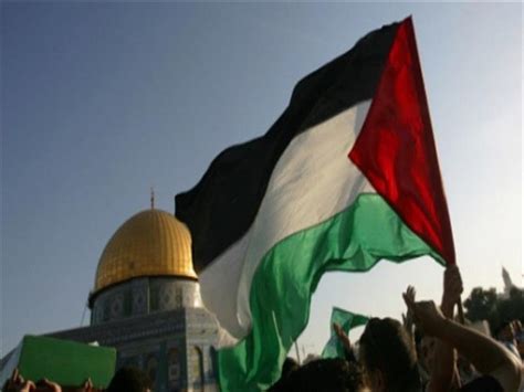 شركة فنجان البلد للإنتاج الفني. صفحة الأزهر على الفيسبوك ترفع علم فلسطين و"القدس عربية ...