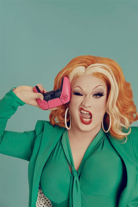 ‘rupauls Drag Race Star Jinkx Monsoon Talks Sobriety Witchcraft And