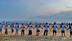 Babakan merupakan desa gerbang masuk ke kota pangandaran dimana babakan juga seperti beberapa desa lain di pangandaran, memiliki pantai. Ingin Liburan ke Pantai? Ketahui Letak Pantai Pangandaran!