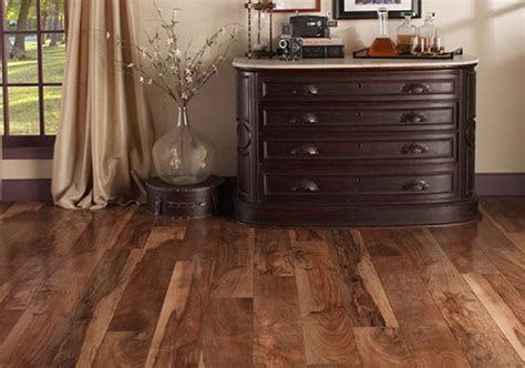 Does Laminate Flooring Imitate Wood And Stone