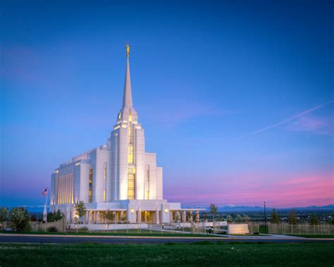 Mormon Temple At Sunrise Mormon Temple In Rexburg Id Abou Flickr
